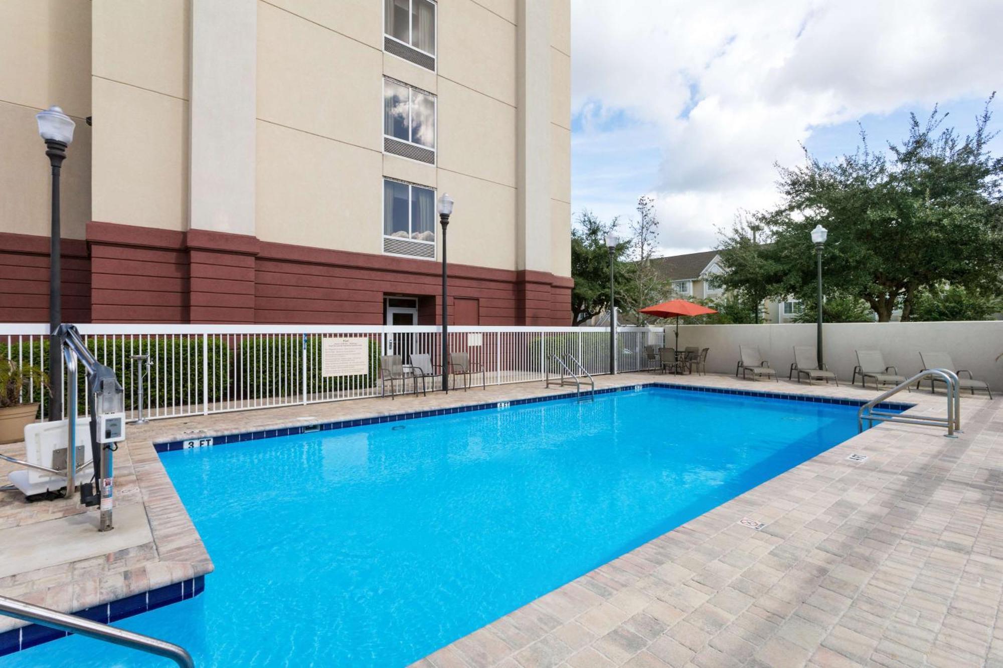 Hampton Inn Leesburg Tavares Eksteriør billede